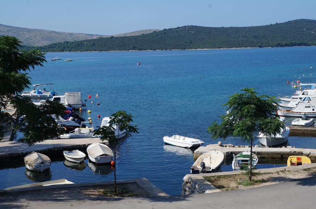 Zen Den Zaboric Apartman Szoba fotó